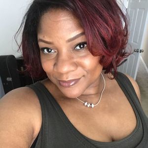 Meet your Posher, Joy